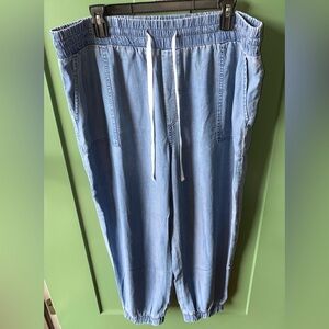 Loft Lightweight Denim elastic ankle pants